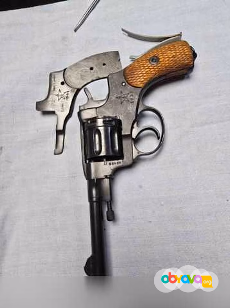 Продам: наган сигнальный Р2 1941 год