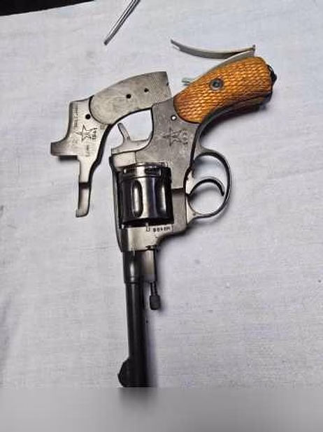 Продам: наган сигнальный Р2 1941 год