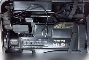 Продам: видеокамеру Panasonic M3000 VHS в Сыктывкаре