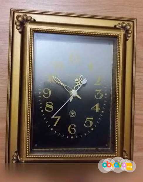 Часы настенные Янтарь знак качества СССР 