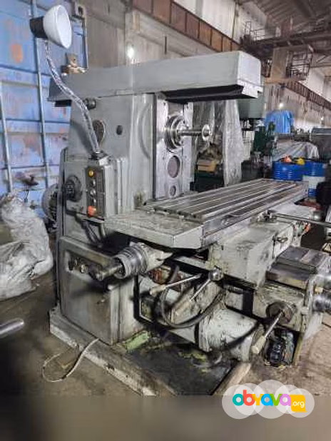 Продам: фрезерный 6Т12, 6Р83Ш, ВМ127, 6Р82, 6Р10