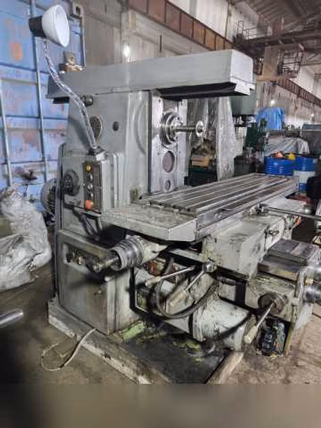 Продам: фрезерный 6Т12, 6Р83Ш, ВМ127, 6Р82, 6Р10