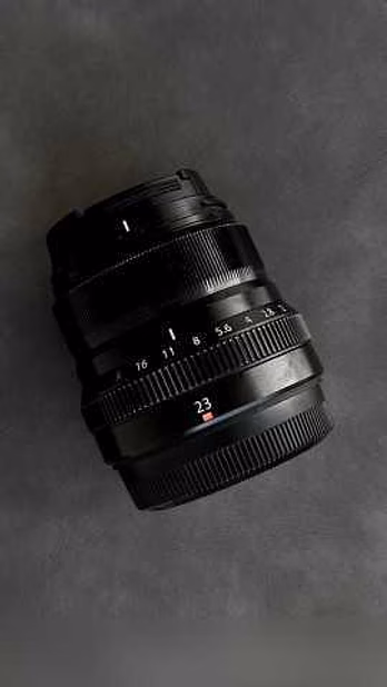 Продам: объектив Fujifilm XF 23mm F 2.0 WR Fujin Fujifilm Объектив Fujifilm XF 23mm F 2.0 WR Fujinon Black в Томске