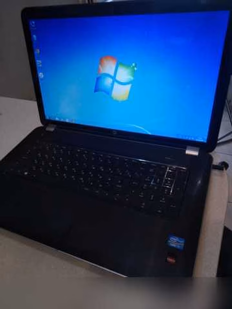 Продам: ноутбук HP Pavilion 17-e064sr Core i7 в Москве