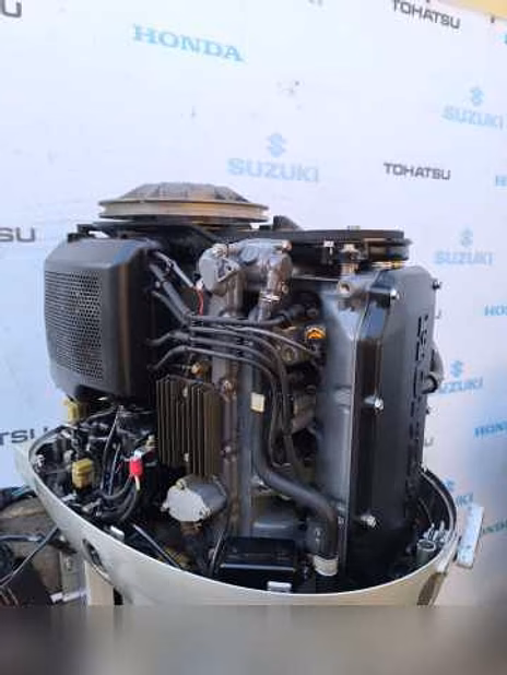 Додочный мотор Honda BF90