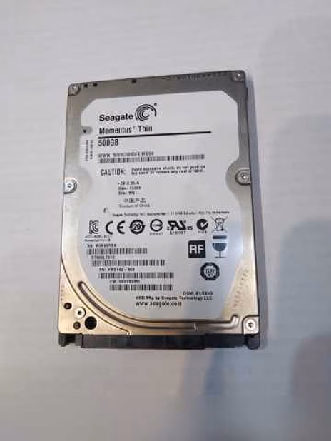 Продам: жесткий диск Seagate SN:WOV65YRX в Москве