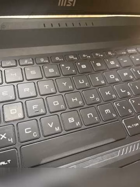 Продам: ноутбук MSI Katana 17 B12VFK-463XRU