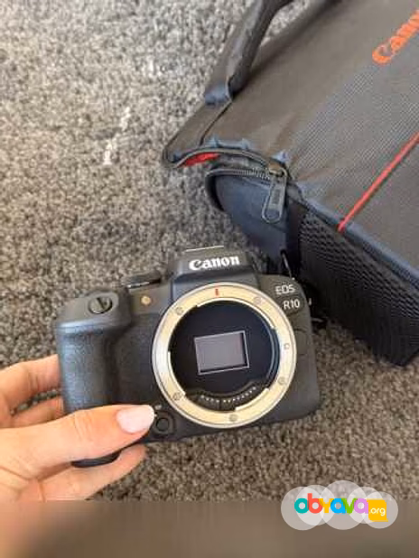Продам: Canon eos R10 kit 18-150+ 28мм