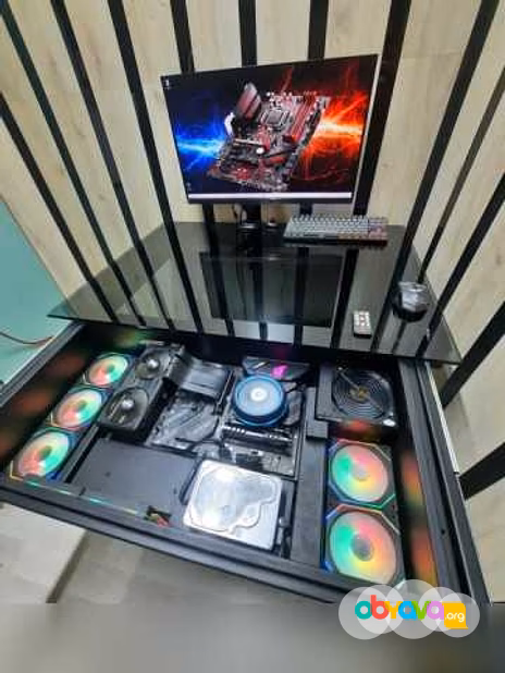 Продам: стол компьютер игровой