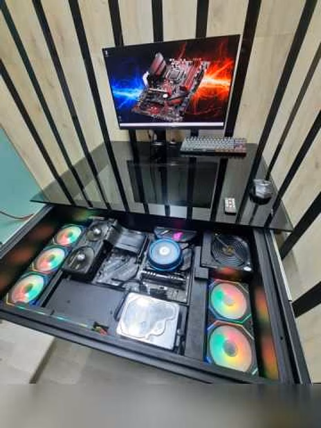 Продам: стол компьютер игровой