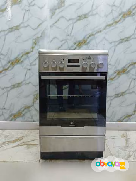 Электроплита Electrolux 