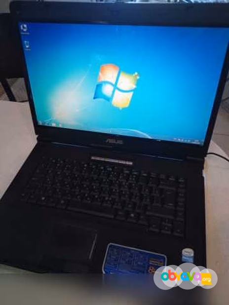 Продам: ноутбук Asus X58L в Москве