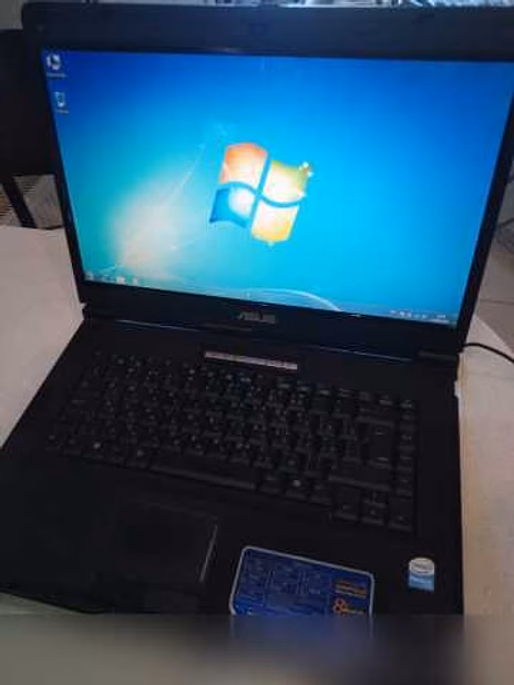 Продам: ноутбук Asus X58L в Москве