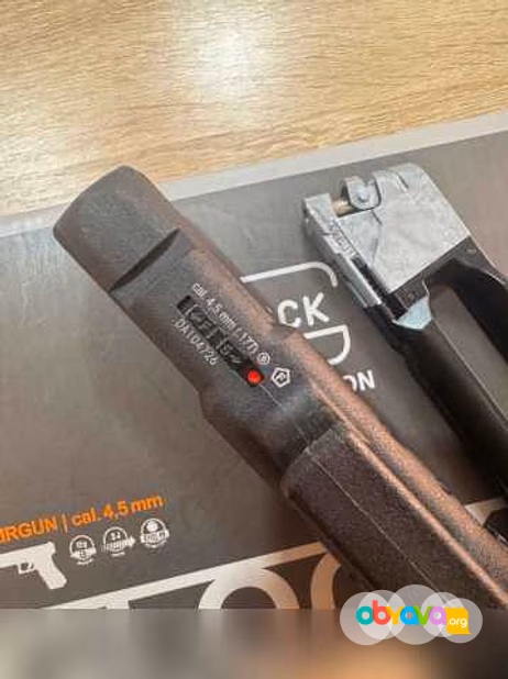 Продам: пневматический GLOCK 17 UMAREX