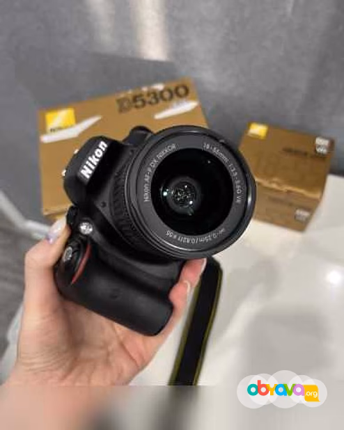 Продам: фотоаппарат Nikon D5300