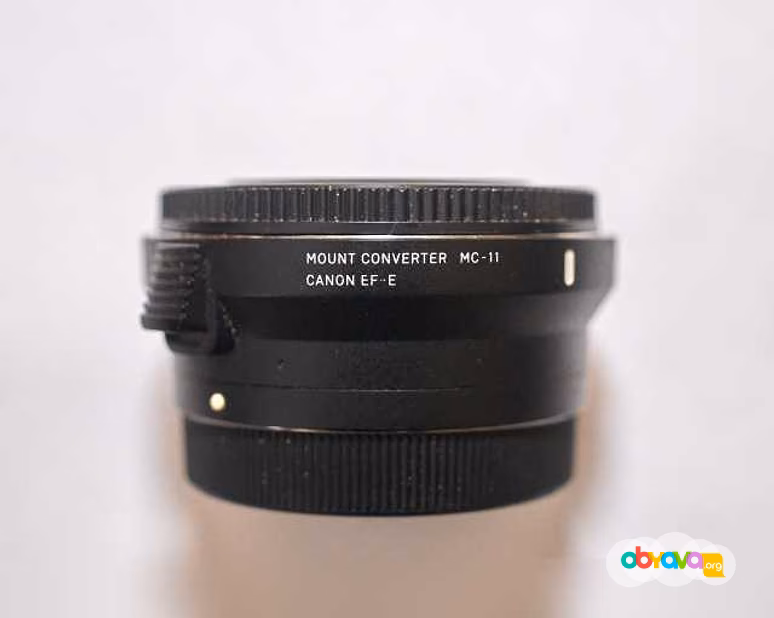 Продам: адаптор Sigma MC-11 Canon EF на Sony E в Москве