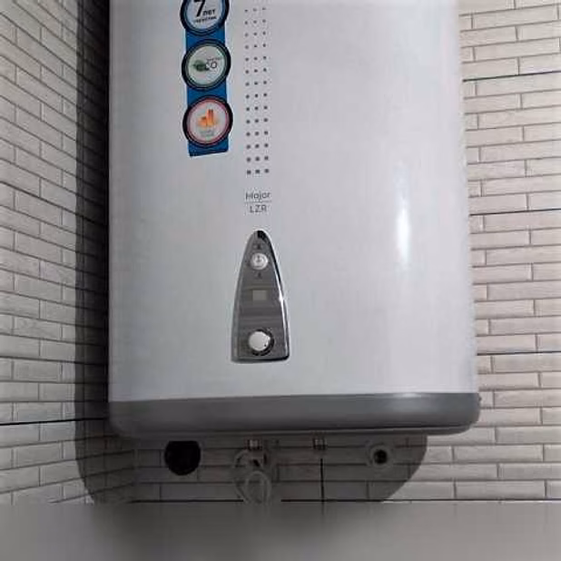 Продам: накопительный водонагреватель Electrolux в Саратове