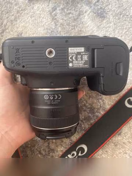 Продам: фотоаппарат Canon 6d + объектив