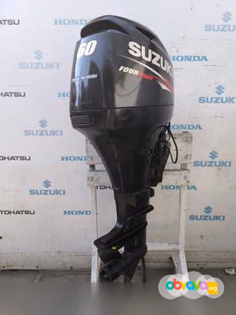 Продам: лодочный мотор Suzuki DF60 EFI в Якутске