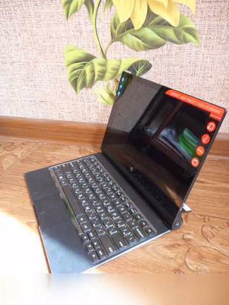 Продам: планшет Lenovo YOGA Tablet 2 – 1051 в Орле