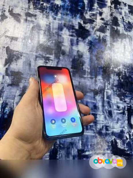 Продам: смартфон Apple iPhone 11 128Gb Black