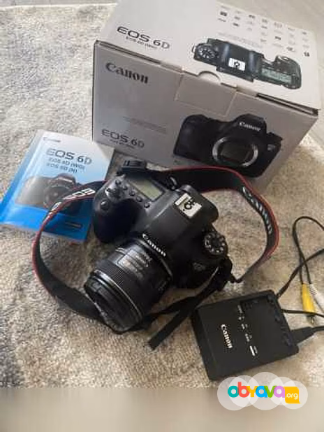 Продам: фотоаппарат Canon 6d + объектив