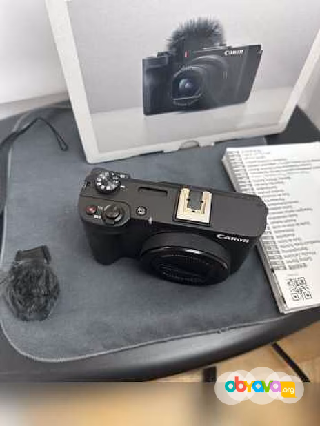 Camera Canon PowerShot V1 22.3MP 4K Digital Camera 