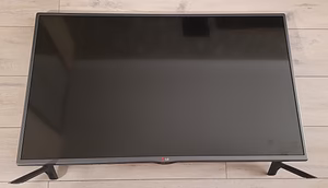 Продам Телевизор LED 42" (106 см) LG 42LB561V