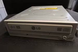 Продам: многофункциональный DVD Driver LG GSA-41 в Туле