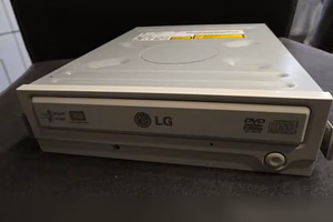 Продам: многофункциональный DVD Driver LG GSA-41 в Туле