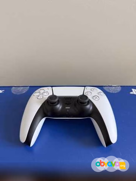 Продам: PlayStation 5 PRO 2TB, CFI-7021