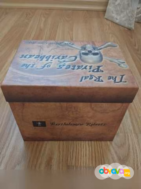 Продам: монеты серебро "Пираты Карибского моря