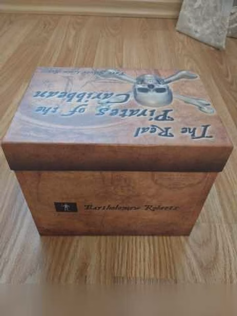 Продам: монеты серебро "Пираты Карибского моря