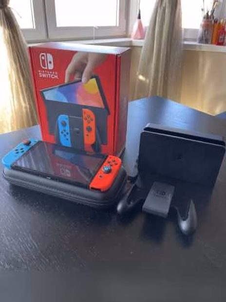 Продам: Nintendo switch oled