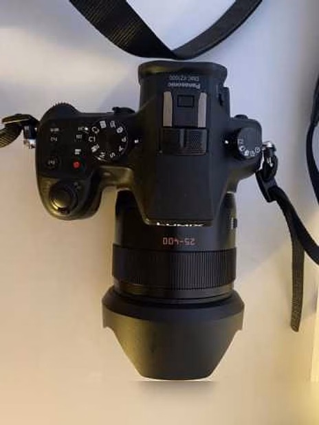 Продам: Panasonic Lumix DMC-FZ1000