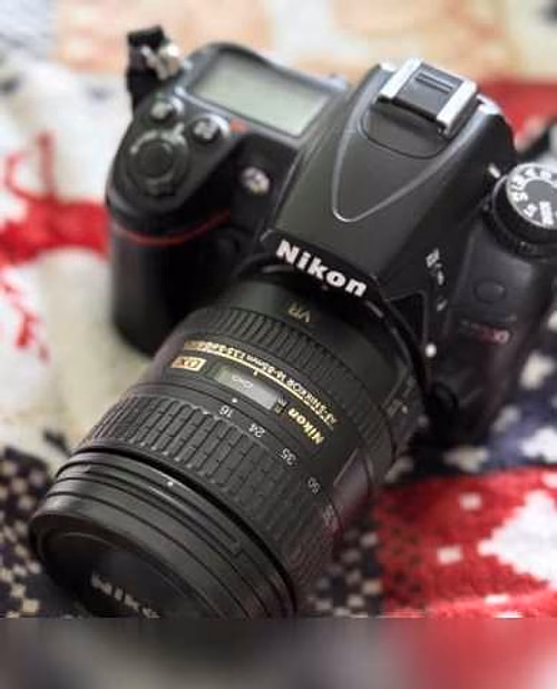 Продам: фотоаппарат Nikon D7000
