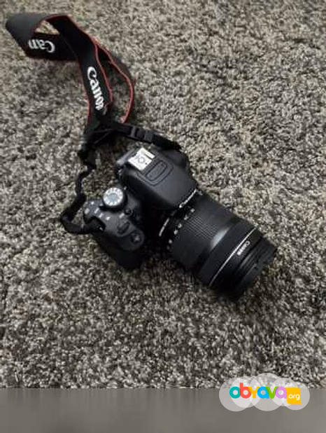 Продам: фотоаппарат Canon 700d