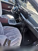 Автомобиль BMW 330i 
