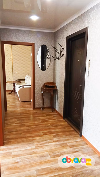 2-х.комнатные квартиры (сутки,ночь,час) +79823485527