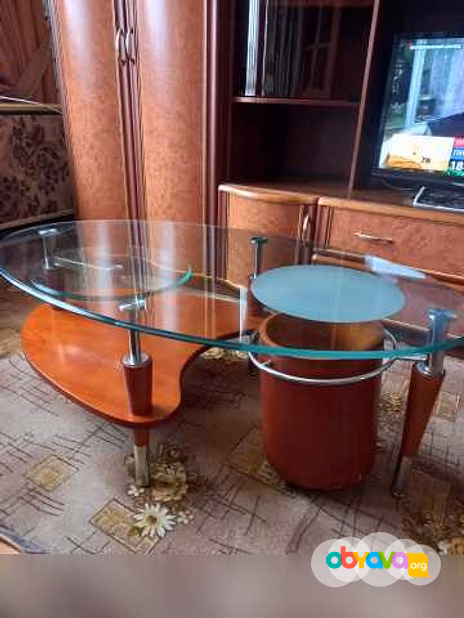 Продам: столик для гостиной в Москве