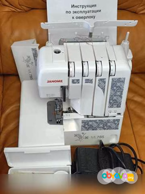 Продам: оверлок Juki и Janome в коробках