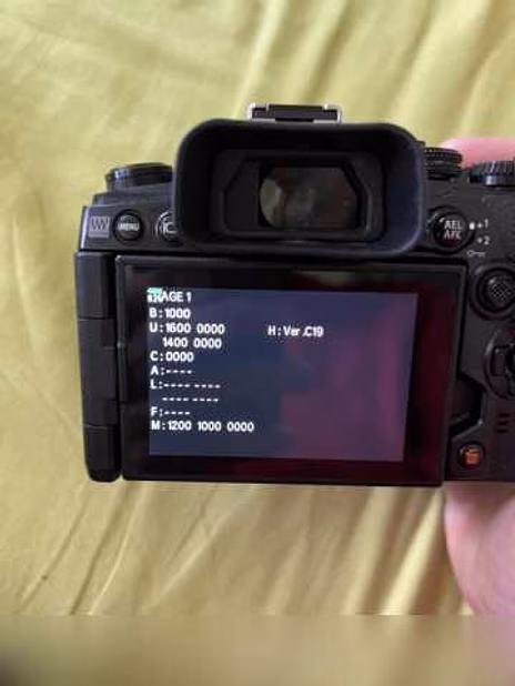 Продам: Olympus OM-D E-M1 Mark iii