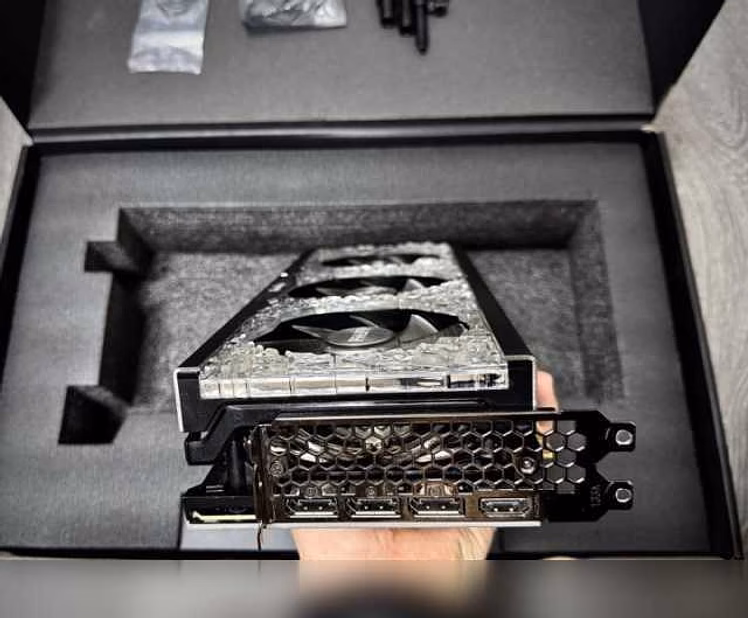 Продам: RTX 3080 10Gb GameRock