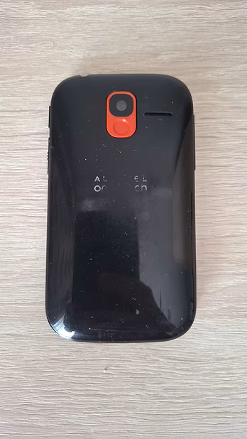 	Телефон Alcatel OT-2004C