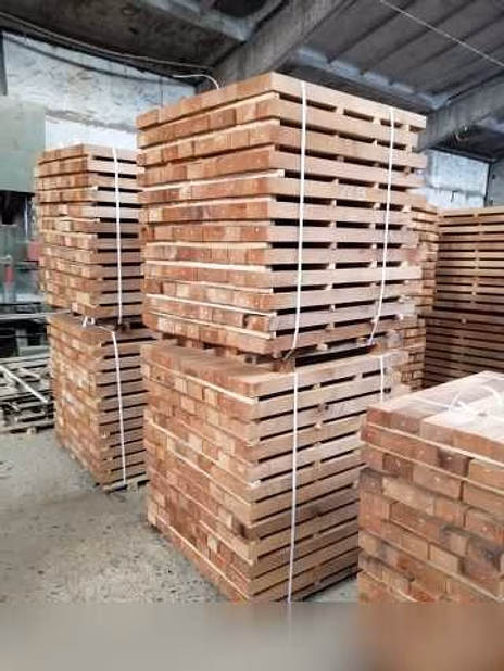 Продам: пиломат, кругляк из дуба, бука, ясеня. обрезной, необрезной; сухой, сырой