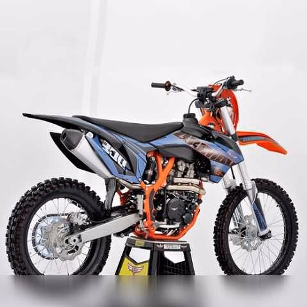 Продам: мотоцикл ZUUMAV FX K7 CBS300 (ZS-174MN-3 в Симферополе
