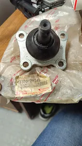 Нижние шаровые опоры переднего рычага  для Land Cruiser Prado