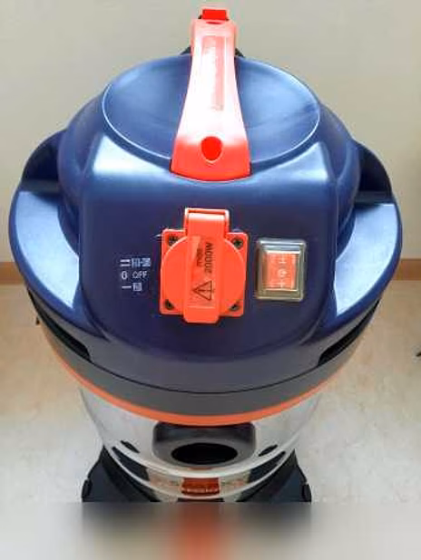 Продам: пылесос для сухой и влажной очистки SPARKY VC 1431MS в Челябинске