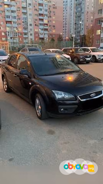 Подержанный автомобиль Ford Focus 1.8 
