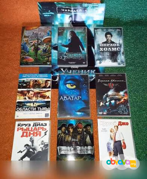 DVD диски с фильмами 